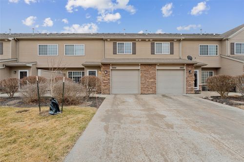 unit-5004-8610 Ep True Pkwy, West Des Moines, IA, 50266-8175 | Card Image