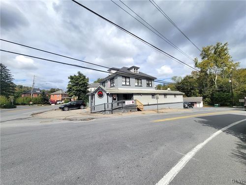 6618 S Delaware Dr, Bangor, PA, 18013-4101 | Card Image