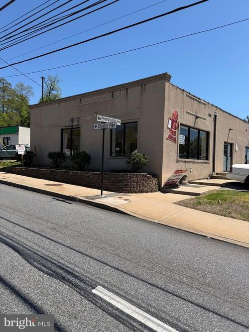 734 Chester Pike, PROSPECT PARK, PA, 19076-1602 | Card Image