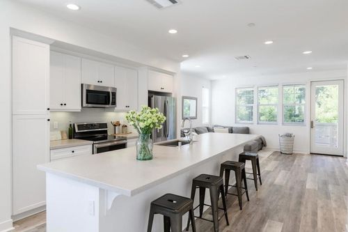 304 Ginger Ln, Scotts Valley, CA, 95066-4236 | Card Image