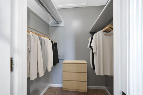 962 Winesap Rd, Clarksville, TN, 37040-2847 | Card Image