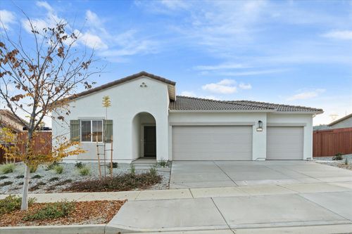 4181 Haleakala Ave, Redding, CA, 96001-0262 | Card Image