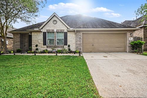 4710 Lake Rim Dr, Alvin, TX, 77511-5149 | Card Image