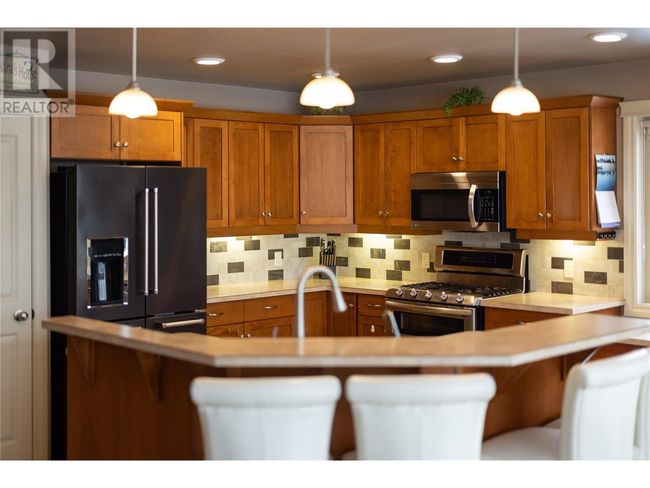 5380 Learmouth Rd, House other with 3 bedrooms, 3 bathrooms and 2 parking in Coldstream BC | Image 25