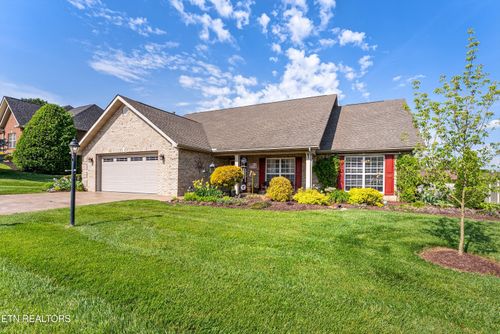3874 Legends Way, Maryville, TN, 37801-8653 | Card Image