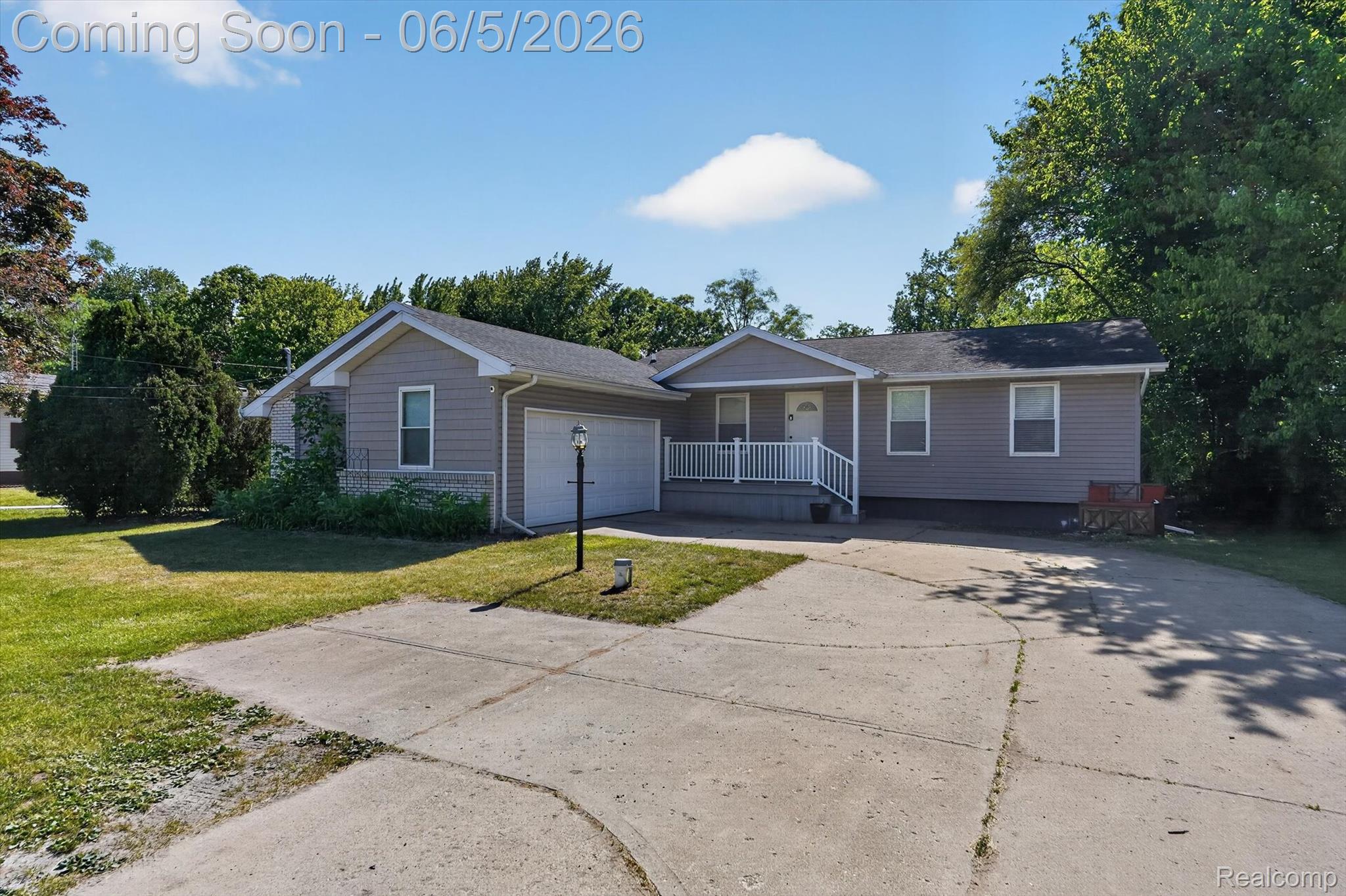 Residential in Fenton Charter Township 4