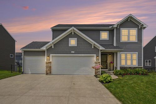 6677 Dutton Trail Dr Se, Caledonia, MI, 49316-8415 | Card Image