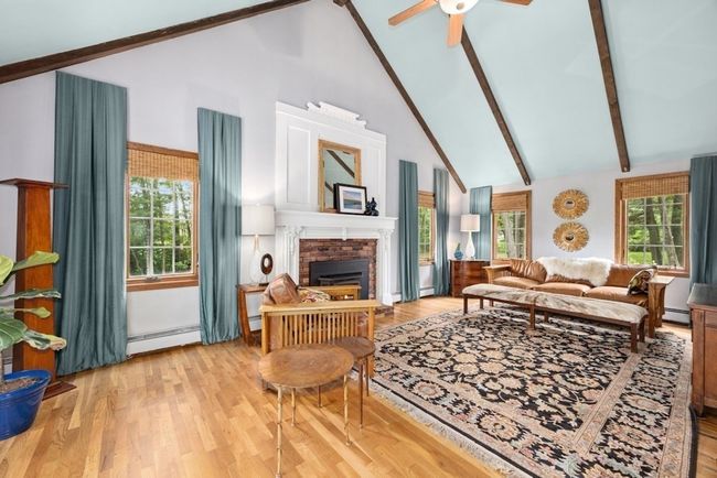69 Oak Ave, House other with 4 bedrooms, 3 bathrooms and 4 parking in Northborough MA | Image 12