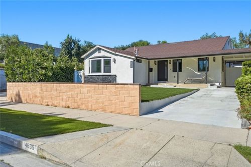 4635 Kraft Ave, North Hollywood, CA, 91602-2005 | Card Image