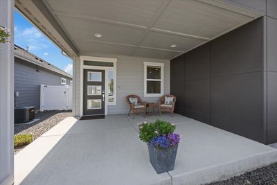 20870 E Deschutes Ave, Home with 3 bedrooms, 2 bathrooms and null parking in Liberty Lake WA | Image 3