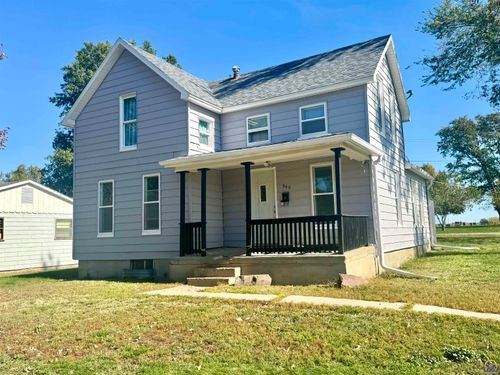 340 Cedar St, Sabetha, KS, 66534-2803 | Card Image