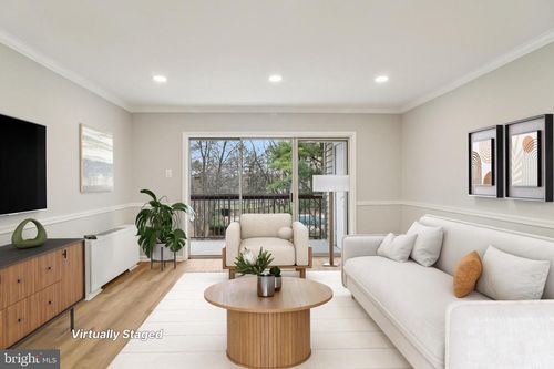 s304-10300 Westlake Dr, BETHESDA, MD, 20817-6449 | Card Image