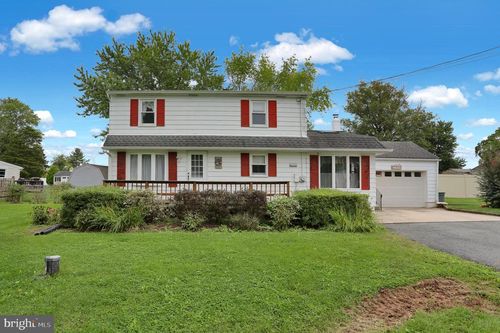 1500 N Keim St, POTTSTOWN, PA, 19464-2571 | Card Image