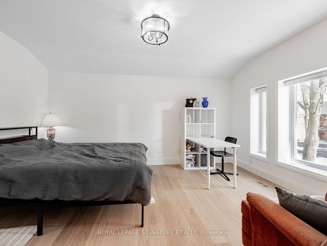 22 Yorkleigh Ave, House other with 6 bedrooms, 4 bathrooms and 4 parking in Etobicoke ON | Image 23