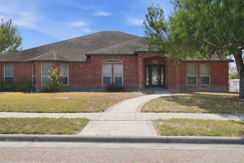 4201 Lake Apache Dr, Corpus Christi, TX, 78413-5821 | Card Image
