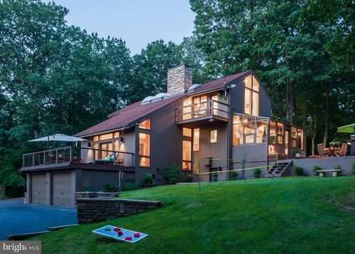 725 Laurel Ridge Rd, Reinholds, PA, 17569-9578 | Card Image