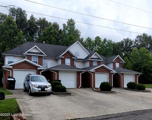 117 Ash Ct, Radcliff, KY, 40160-2476 | Card Image
