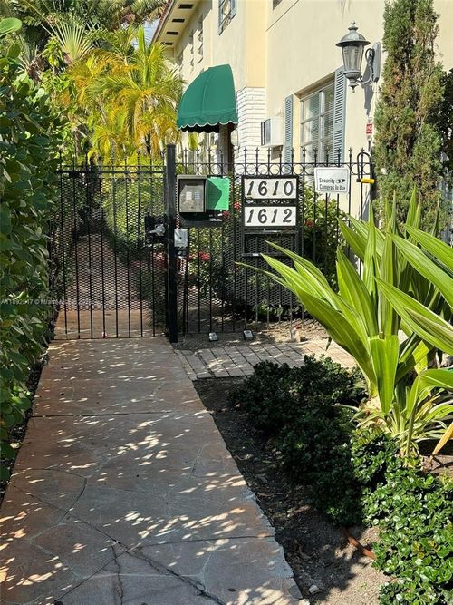 apt-6-1610 Michigan Ave, Miami Beach, FL, 33139-2532 | Card Image