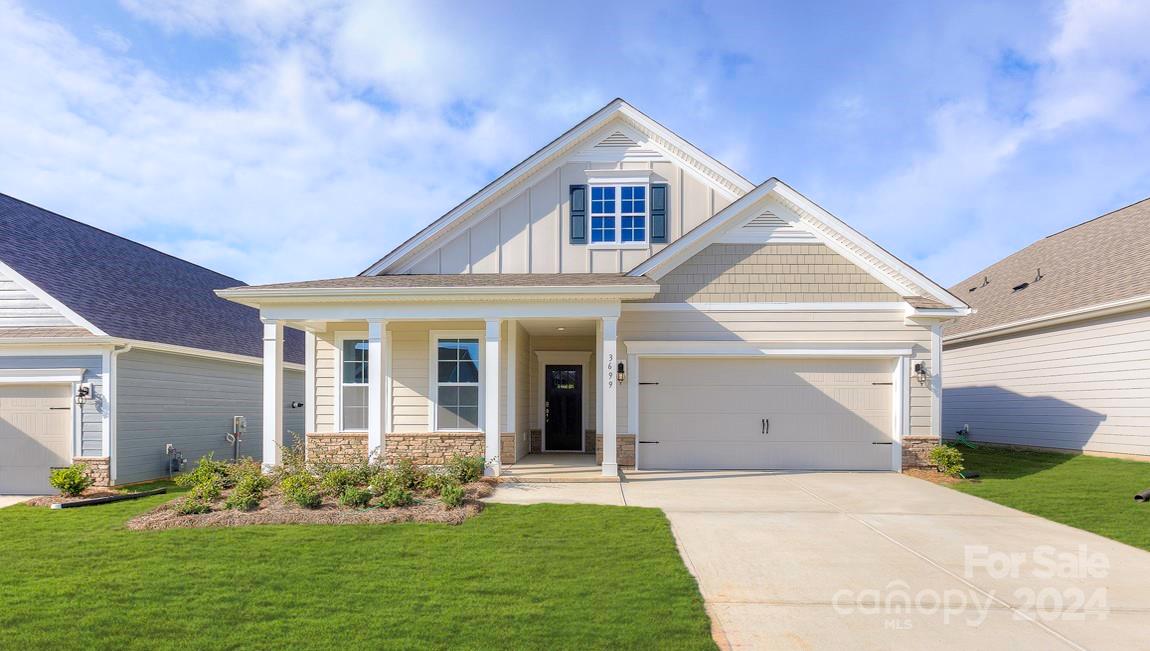 Fox Cove Rd, Hendersonville, NC 28792