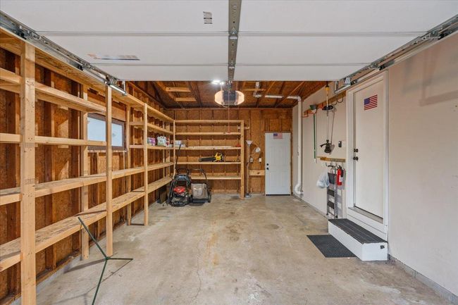 17-Garage.jpg | Image 17