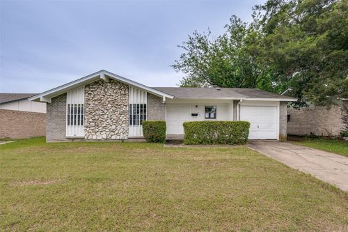 714 Shorecrest Dr, Garland, TX, 75040-6562 | Card Image
