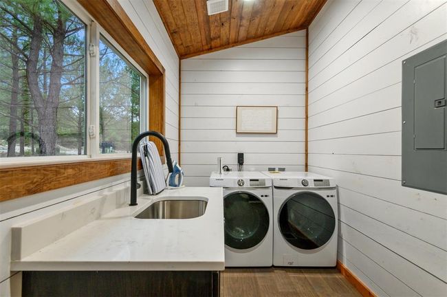 93 Boulder Path, House other with 3 bedrooms, 2 bathrooms and null parking in Broken Bow OK | Image 34