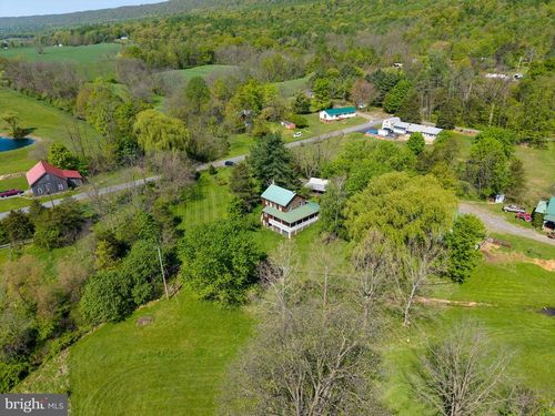 215 Droneberger Rd, BLAIN, PA, 17006-6378 | Card Image