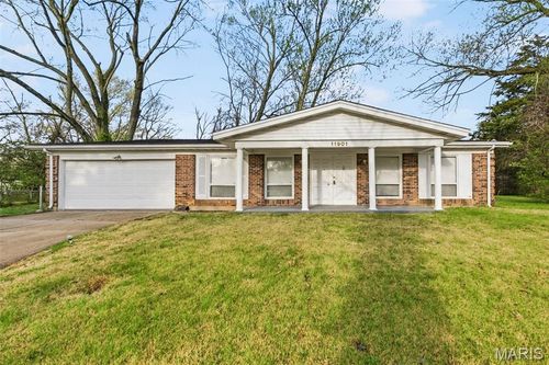 11901 Rosevalley Ln, Saint Louis, MO, 63138-1235 | Card Image