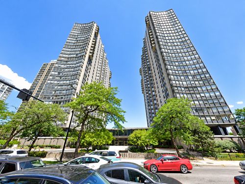 5u-5701 N Sheridan Road, Chicago, IL, 60660 | Card Image