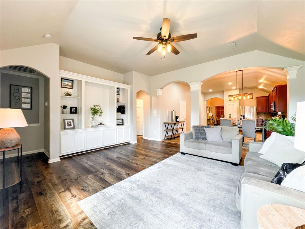 Caldbeck Ln, Fresno, TX 77545