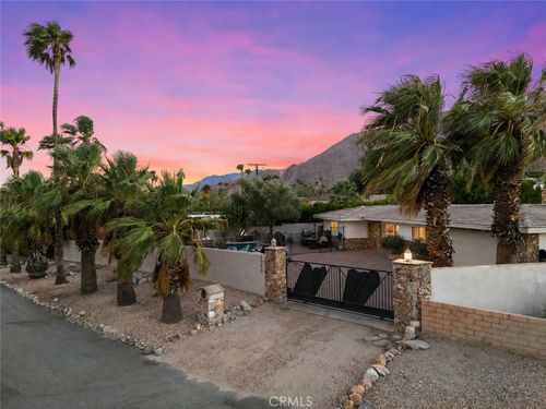 2553 N Cardillo Ave, Palm Springs, CA, 92262-1811 | Card Image