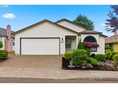 2211 Ne 156th Ave, Portland, OR, 97230 | Card Image