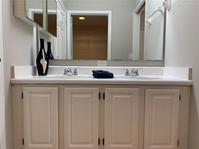 master bath | Image 16