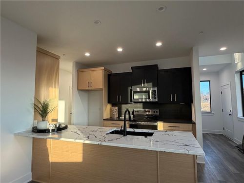 9313 Aminda St, Lenexa, KS, 66227 | Card Image