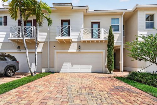 11945 Park Central, Royal Palm Beach, FL, 33411-1686 | Card Image