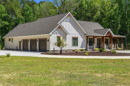 6589 N Highway 17, Awendaw, SC, 29429-4901 | Card Image