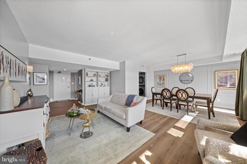 apt-616-3713 S George Mason Dr, FALLS CHURCH, VA, 22041-3733 | Card Image