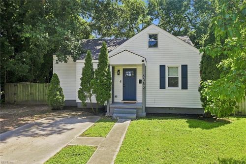 6383 Dove St, Norfolk, VA, 23513-3203 | Card Image