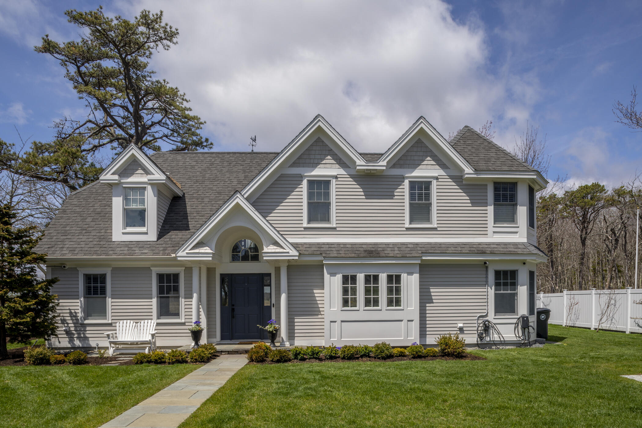 Robie Rd, Kennebunk, ME 04043