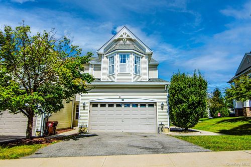 11 Cobblestone Ln, Middletown, NY, 10940-5089 | Card Image