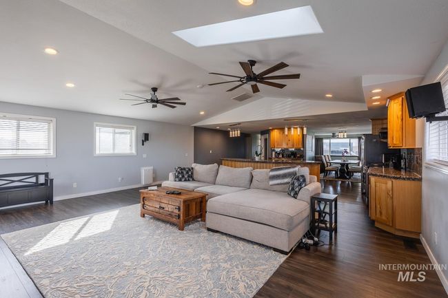1300 N Big Tree Ln, House other with 4 bedrooms, 3 bathrooms and 4 parking in Kuna ID | Image 6