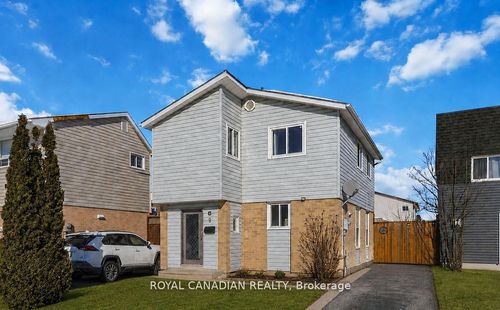 9 Horatio Crt, Brampton, ON, L6S1X8 | Card Image