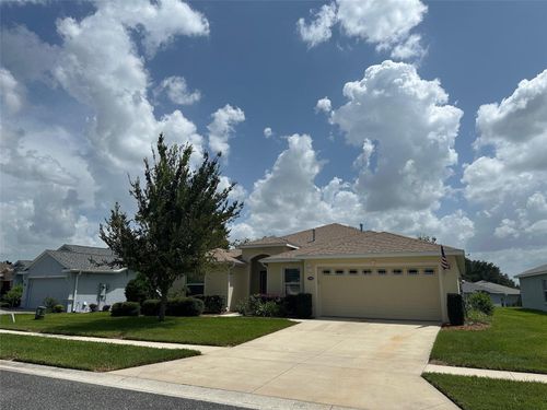27102 Camerons Run, LEESBURG, FL, 34748-1249 | Card Image