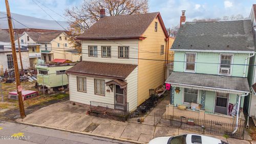 123 S 5th St, Shamokin, PA, 17872-5707 | Card Image