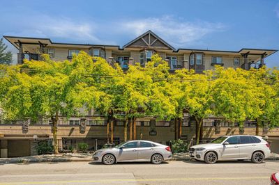 111 - 5488 198 St, Condo with 2 bedrooms, 2 bathrooms and 1 parking in Langley BC | Image 2