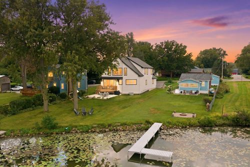 10311 195th Ave, Bristol, WI, 53104-9627 | Card Image