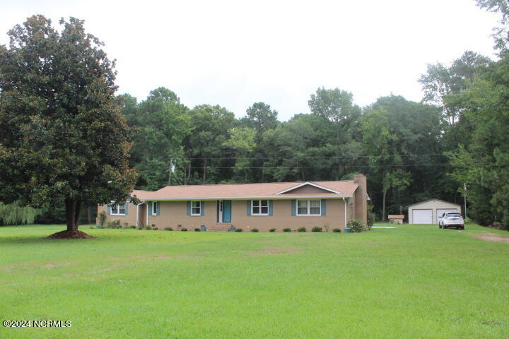 Talmage Rd, Saint Pauls, NC 28384