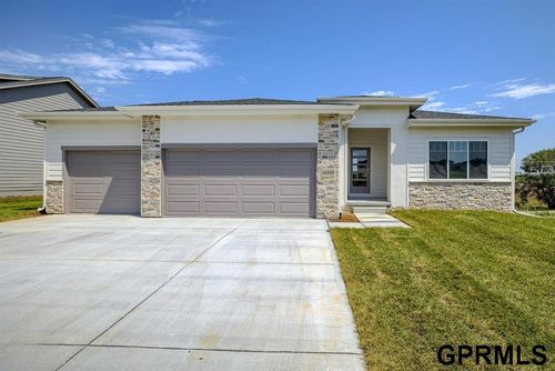 11003 N 169th St, Bennington, NE, 68007-5059 | Card Image
