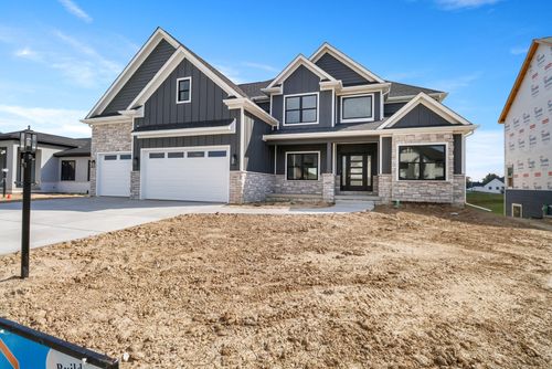 9467 Tall Grass Trl, Saint John, IN, 46373-0672 | Card Image