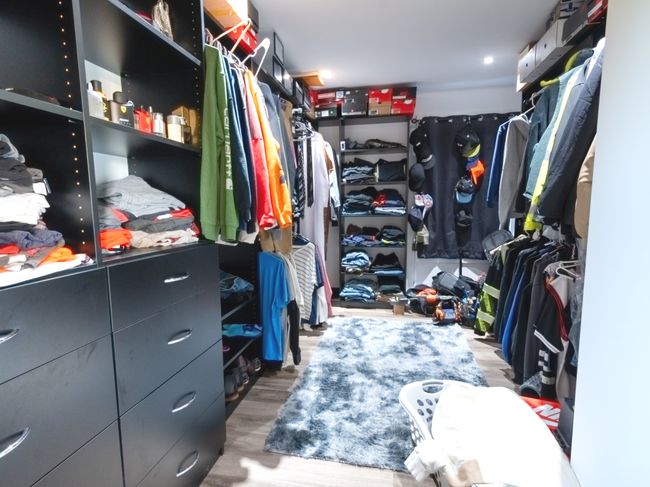 Master Closet | Image 15